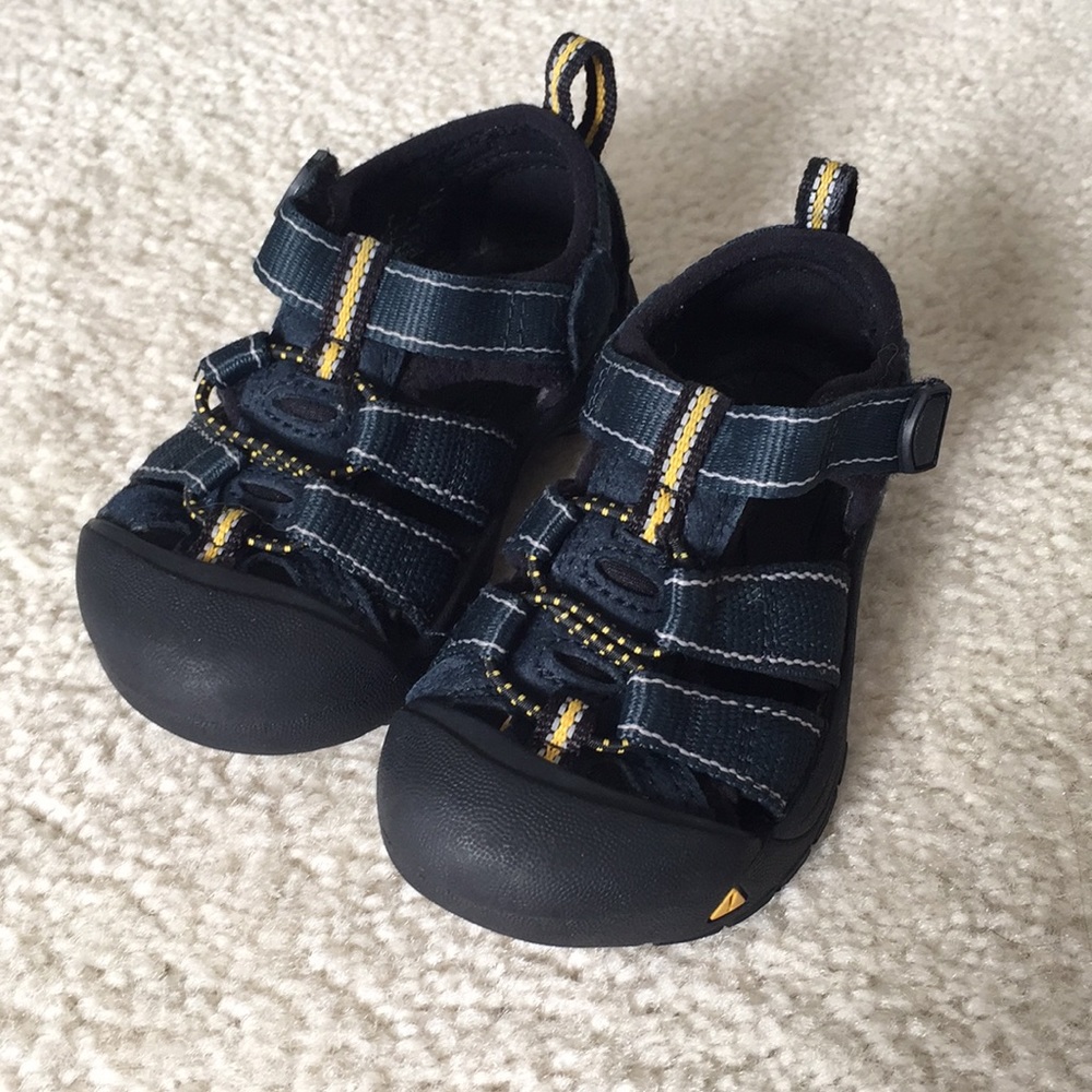 Navy Keen Sandals
